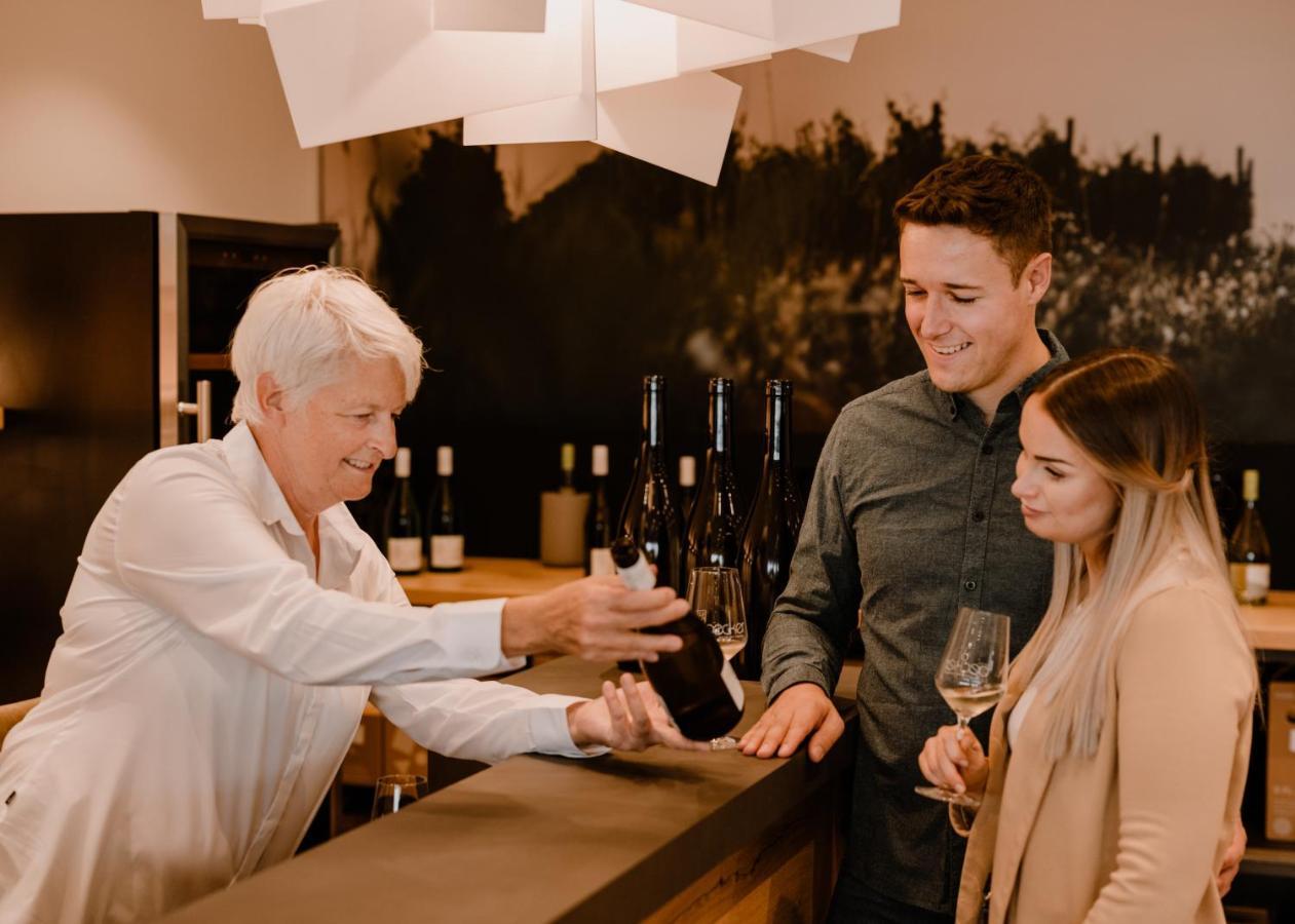 Weinzuhause Hotel-Restaurant-Vinothek Mommenheim エクステリア 写真
