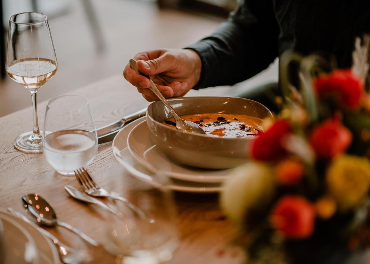 Weinzuhause Hotel-Restaurant-Vinothek Mommenheim エクステリア 写真