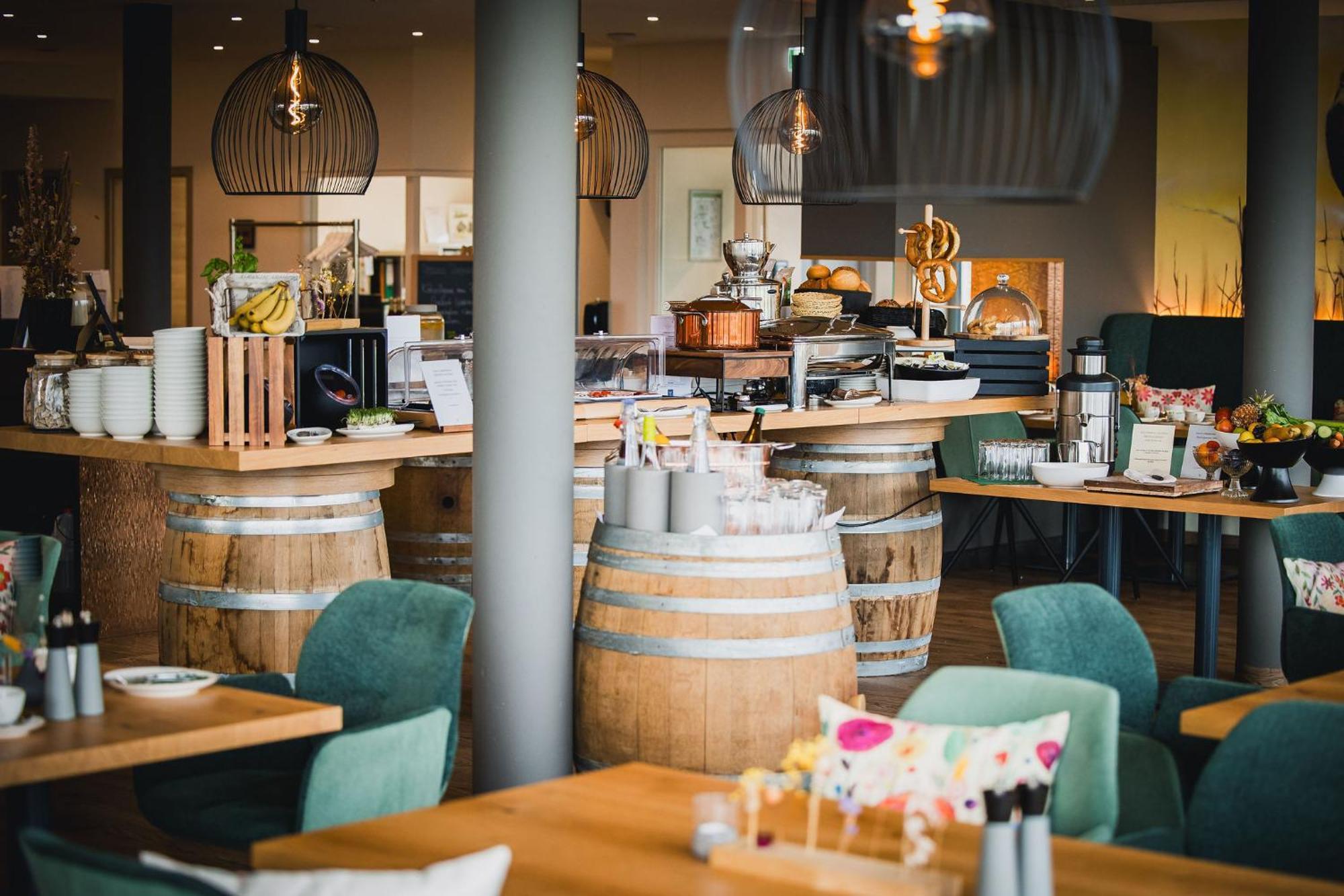 Weinzuhause Hotel-Restaurant-Vinothek Mommenheim エクステリア 写真