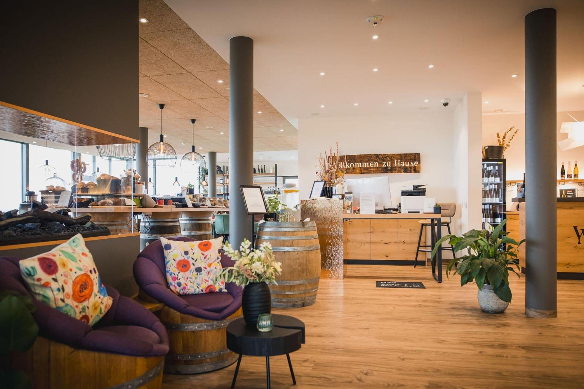 Weinzuhause Hotel-Restaurant-Vinothek Mommenheim エクステリア 写真