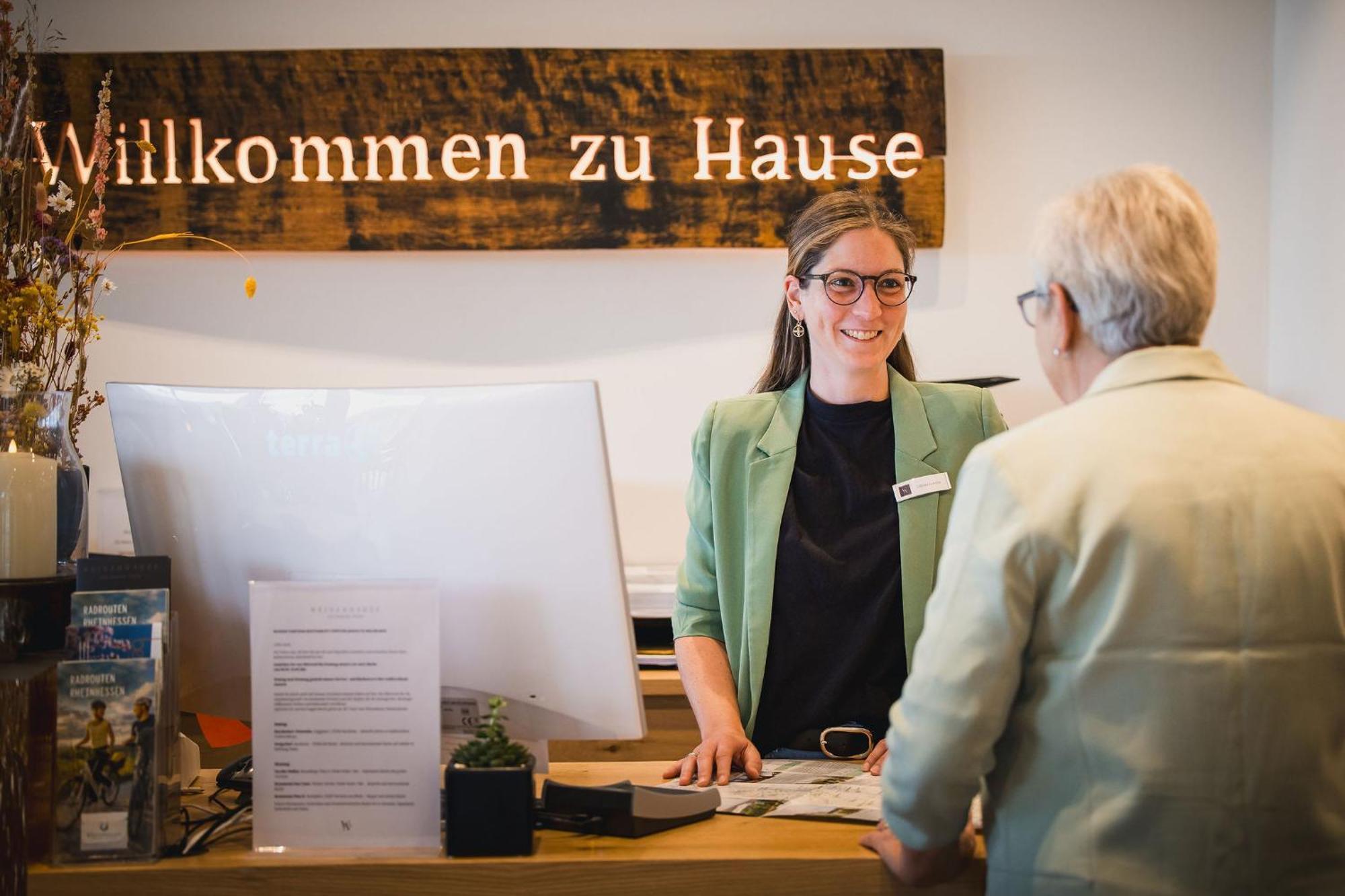 Weinzuhause Hotel-Restaurant-Vinothek Mommenheim エクステリア 写真