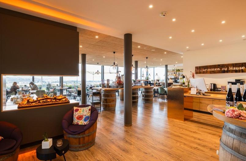 Weinzuhause Hotel-Restaurant-Vinothek Mommenheim エクステリア 写真