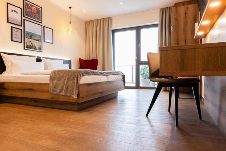 Weinzuhause Hotel-Restaurant-Vinothek Mommenheim エクステリア 写真